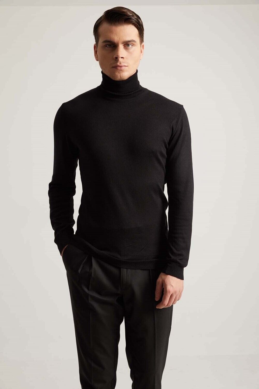 Full Turtleneck Premium Knitwear - Slim Fit