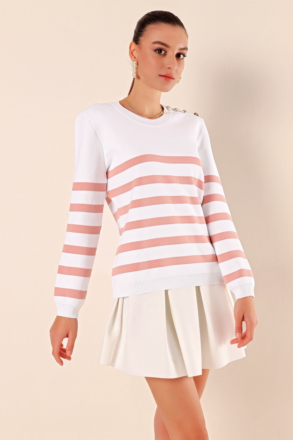 Gestreifter Pullover für Damen Mit Knopfdetail – Puder