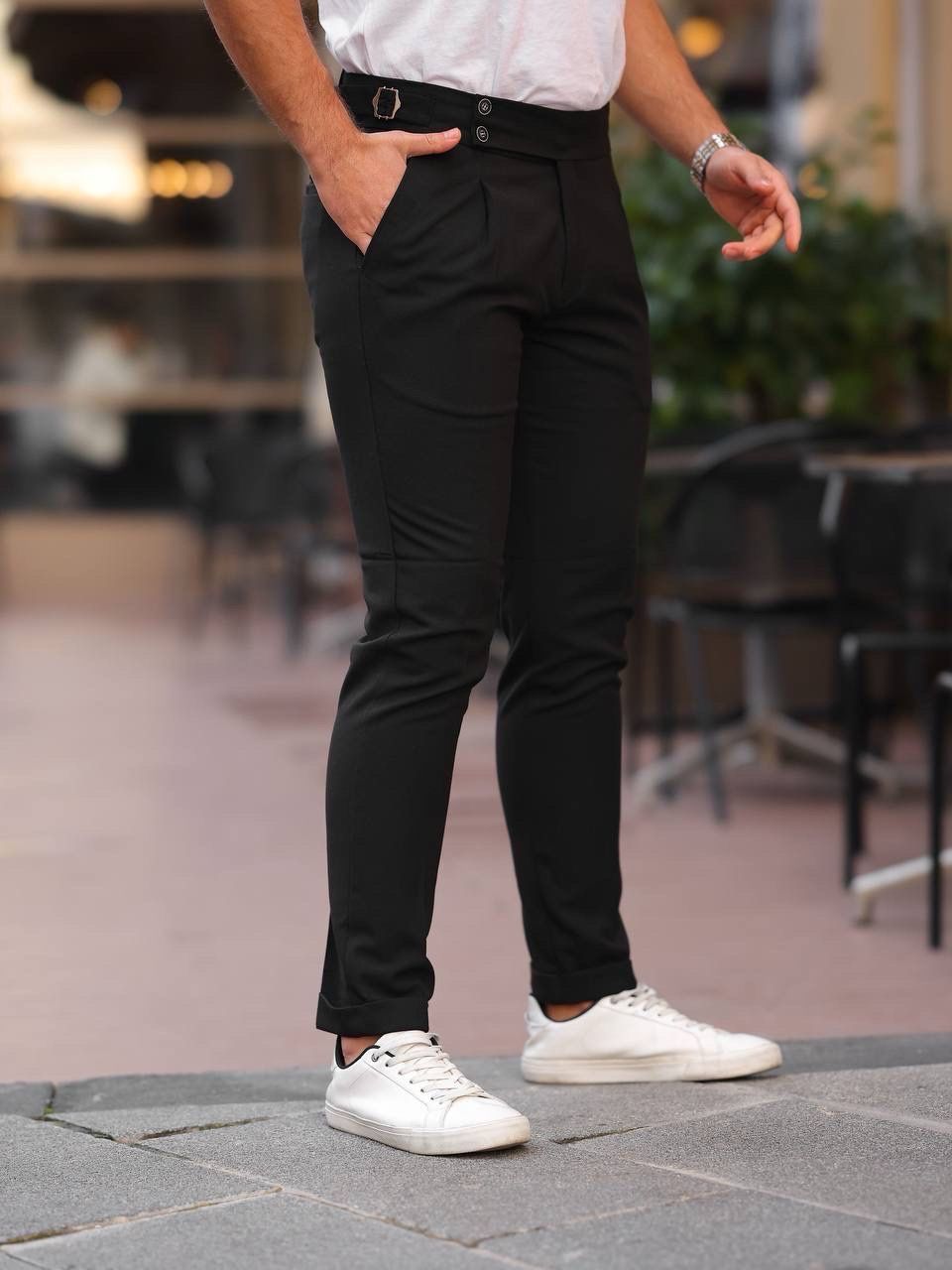 Hose für Herren mit Seitengurt