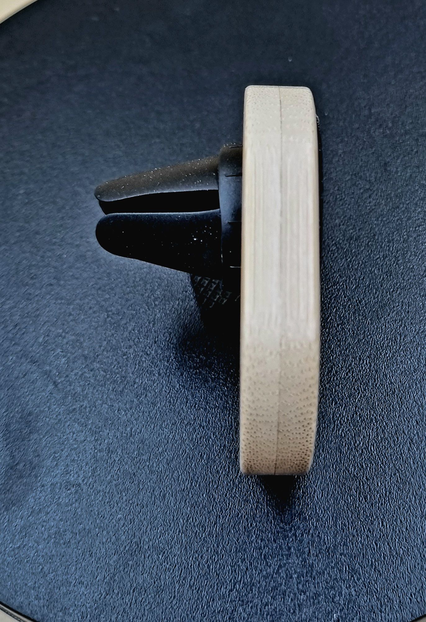 Support de Téléphone en Bois Personnalisable pour Voiture