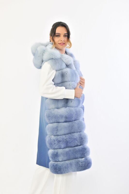 Gilet tessuto e volpe - Celeste Gilet tessuto e volpe - Celeste