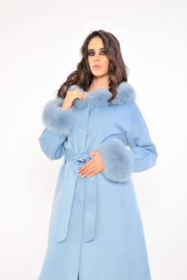 Cappotto tessuto bordi volpe celeste polvere