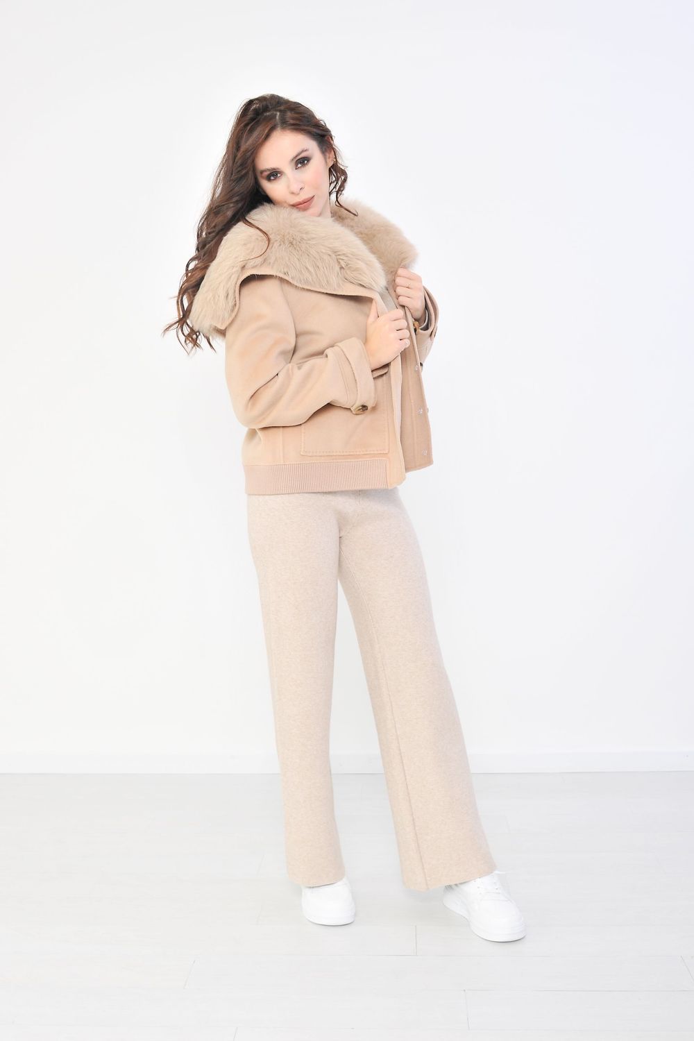 Camel fabric bomber with fox collar