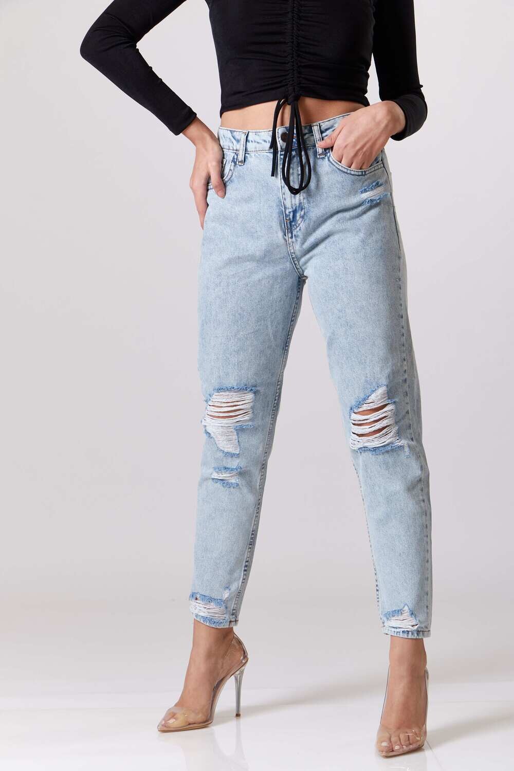 "Thrill" Distressed Jeans