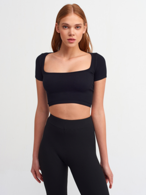 &quot;All for You&quot; Basic Short Sleeves Crop Top