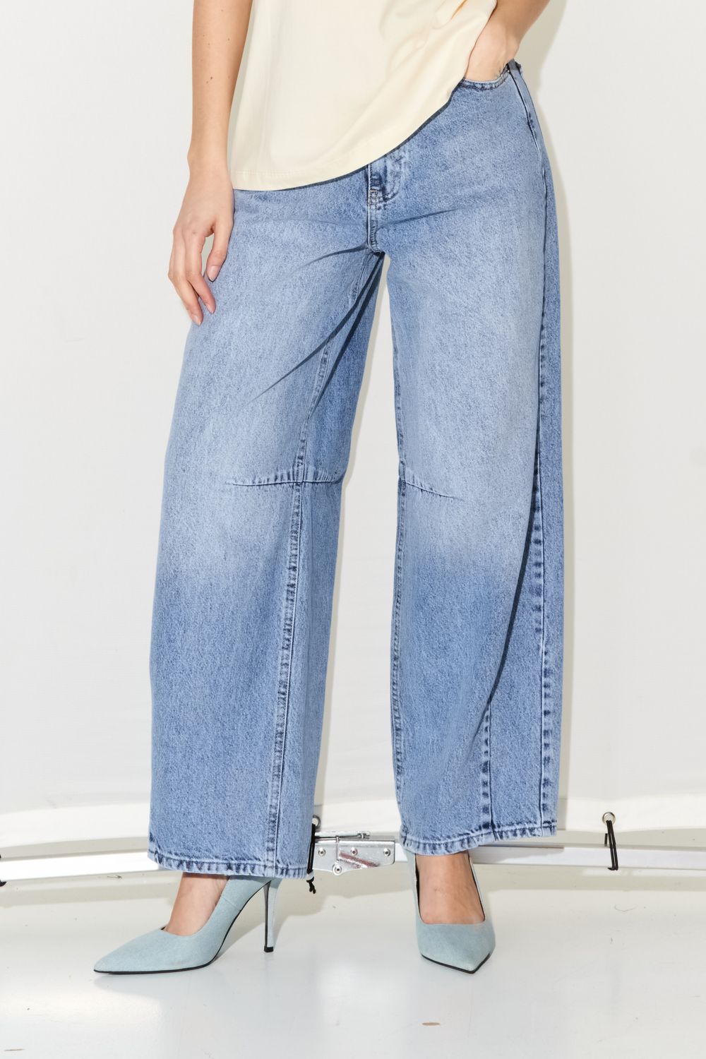 &quot;Wilson&quot; Barrel Jeans