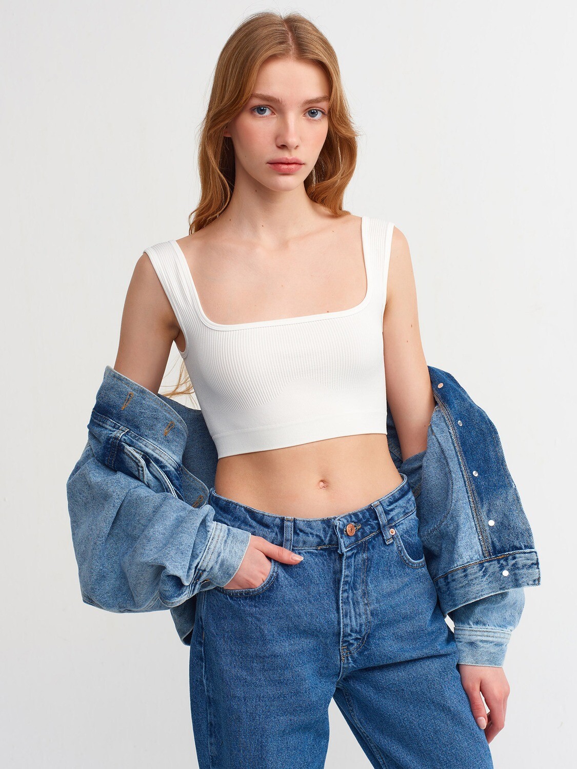 "Boyfriend" Basic Crop Top