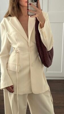 "Laetitia" Power Suit