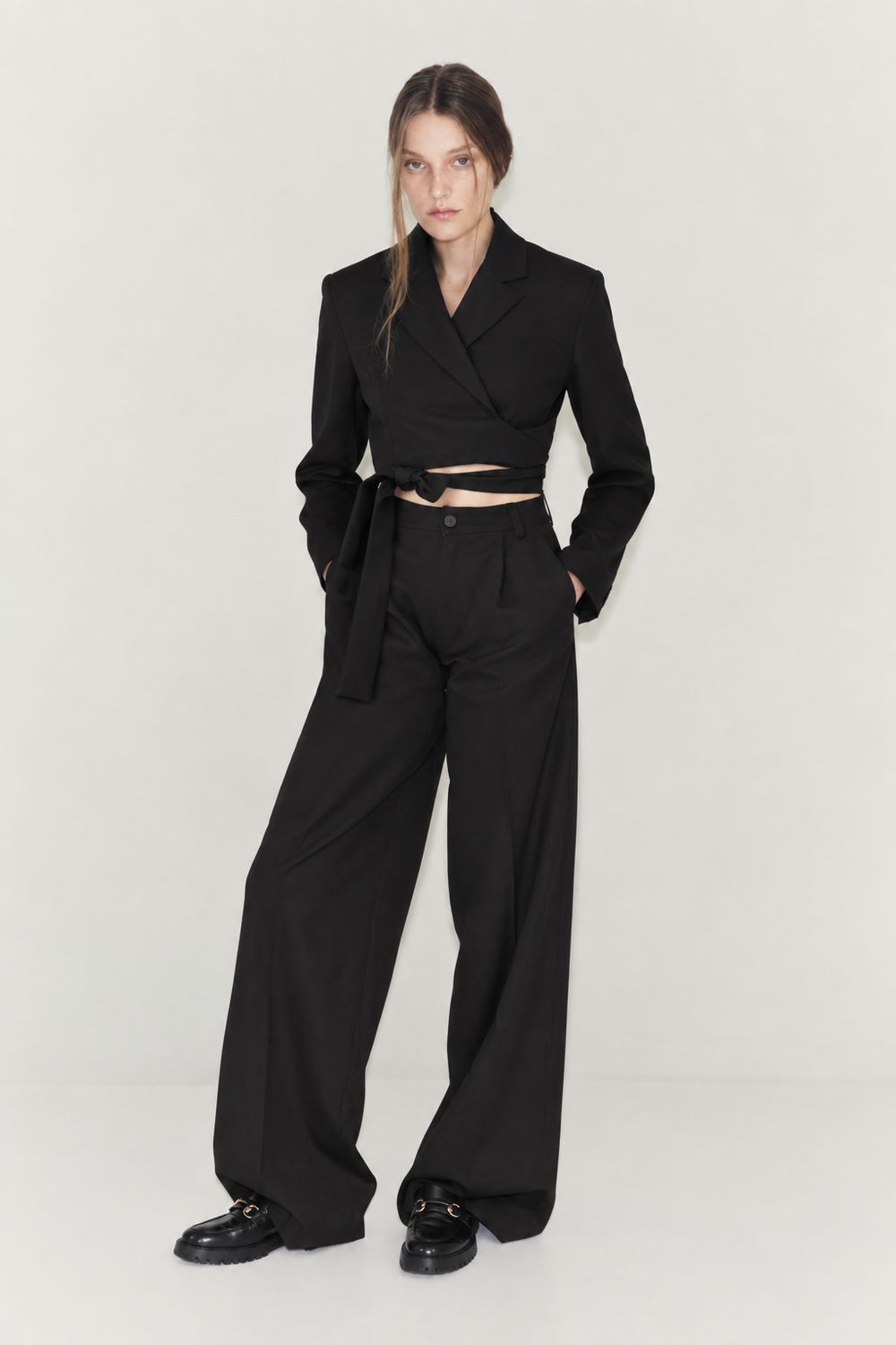 "Maeva" Power Suit