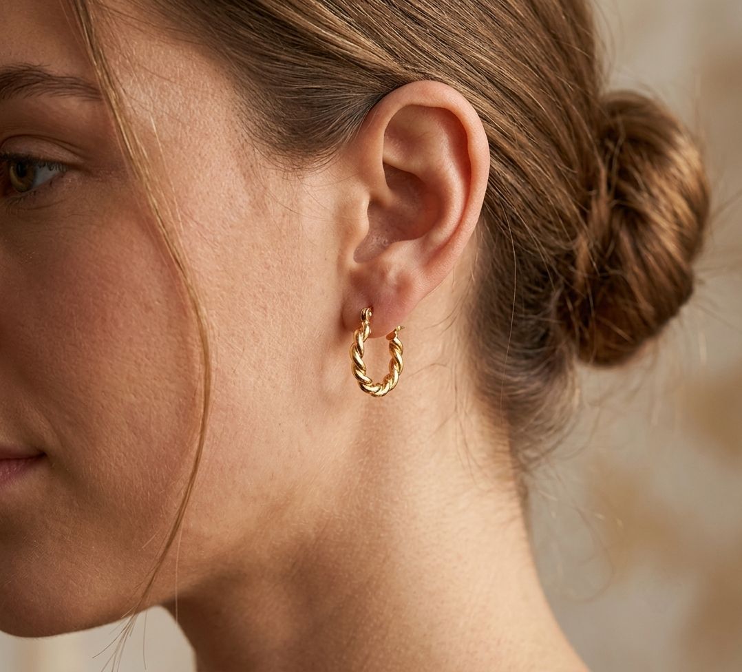 "Celeste" Medium Hoops
