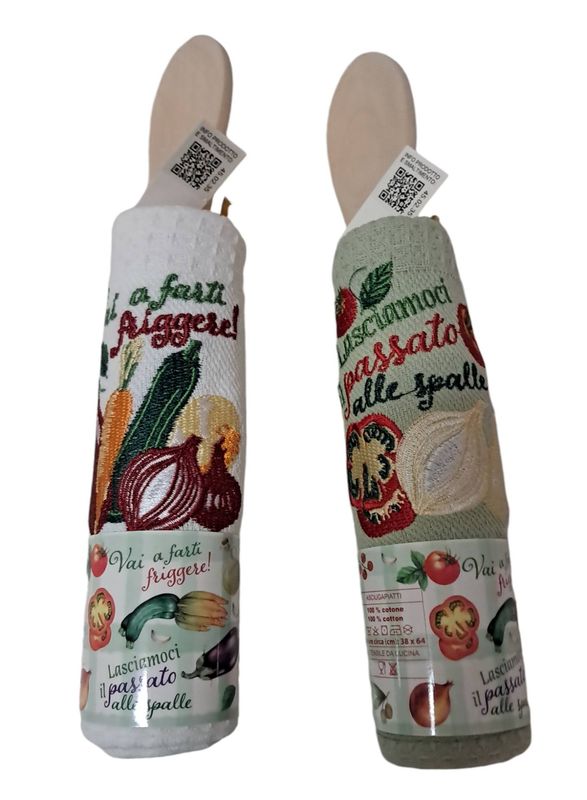 asciuga piatti ricamato frasi con mestolo legno