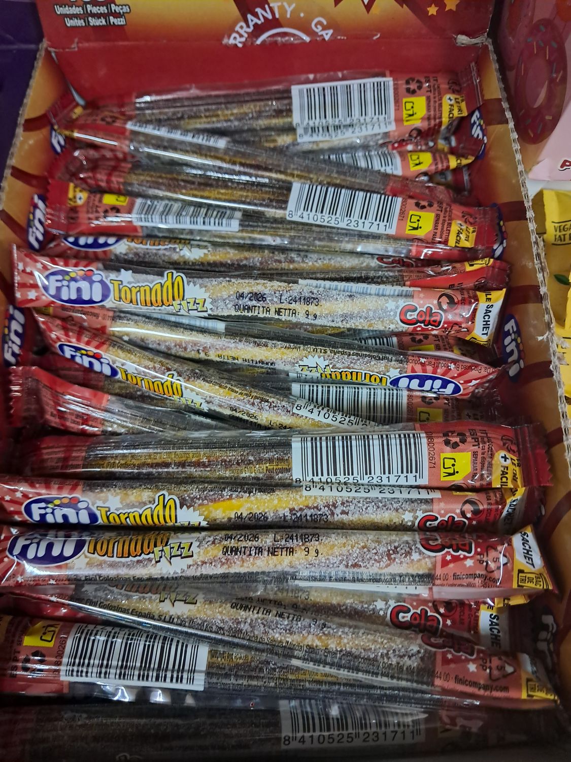Cola tornado frizz