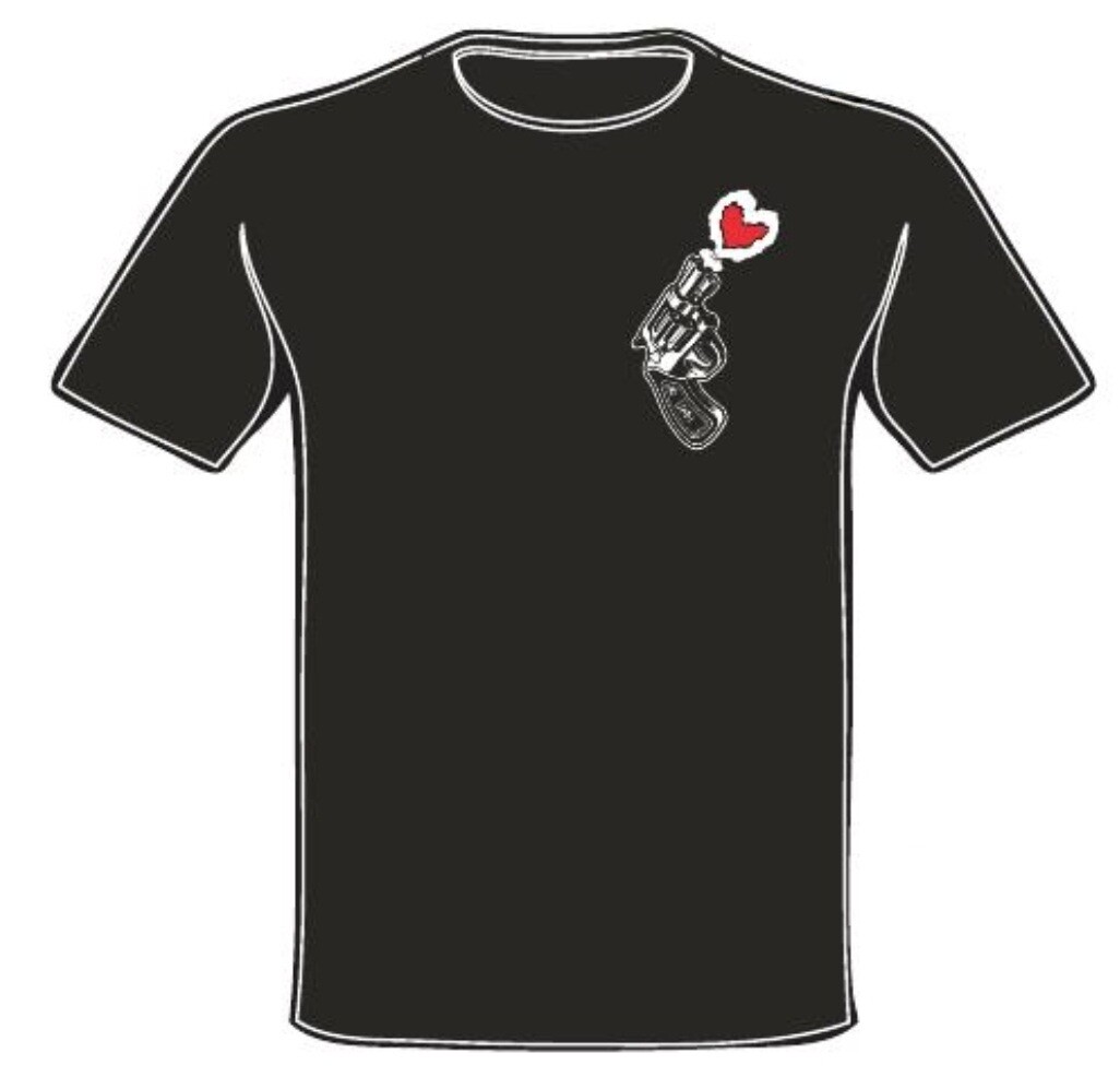 Make Luv not war  T-Shirt black S/S 21.99 + Shipping