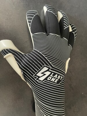 LastONE® FEARLESS 2.0 Black and White