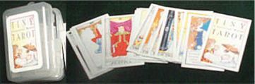 Tiny Tarot Key Chain (Universal Waite Tarot) by Smith &amp; Hanson-Roberts