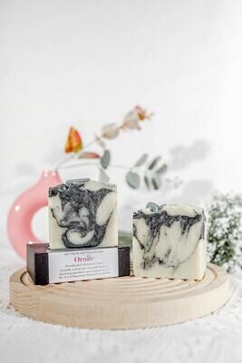 Detoxifying Charcoal Soap with Green Aventurine