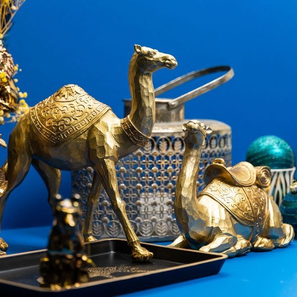 Statua Dromedario seduto dorato - Werns