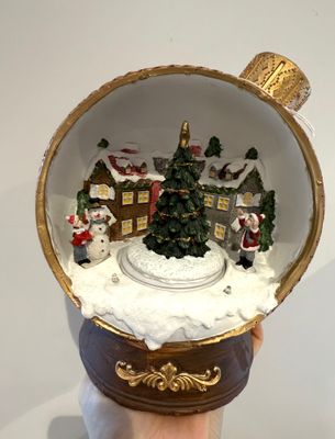 SFERA DI NATALE Con LUCE, MOVIMIMENTO E MUSICA - Henriette SFERA DI NATALE Con LUCE, MOVIMIMENTO E MUSICA - Henriette