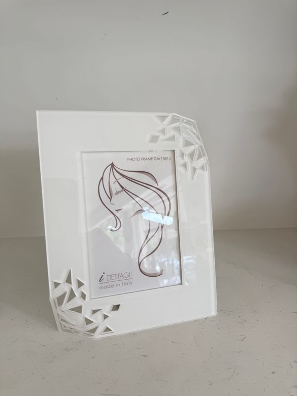 Portafoto 10x15 in plexiglass Zaniah - iDettagli Portafoto 10x15 in plexiglass Zaniah - iDettagli