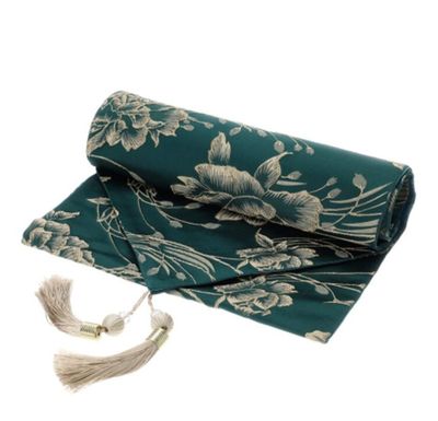 Runner Jacquard Rose Verde - Hervit Runner Jacquard Rose Verde - Hervit