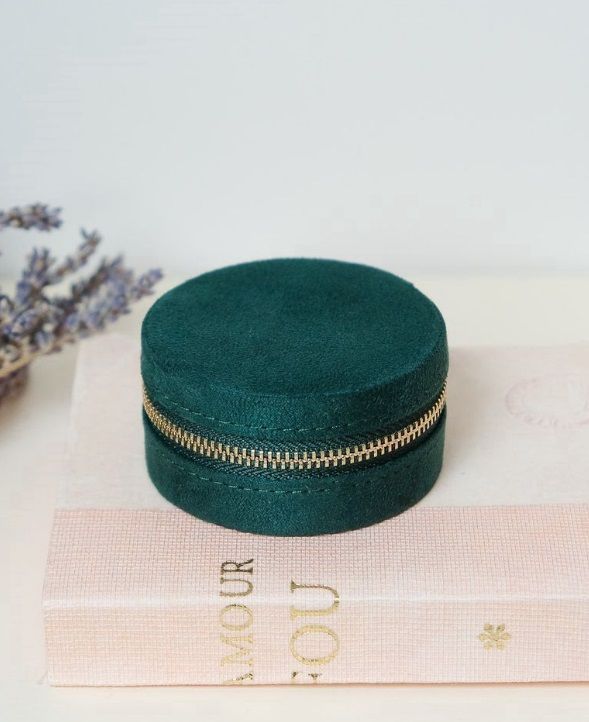 ​Portagioie Yvonne Velluto verde scuro - Maison Scarlett