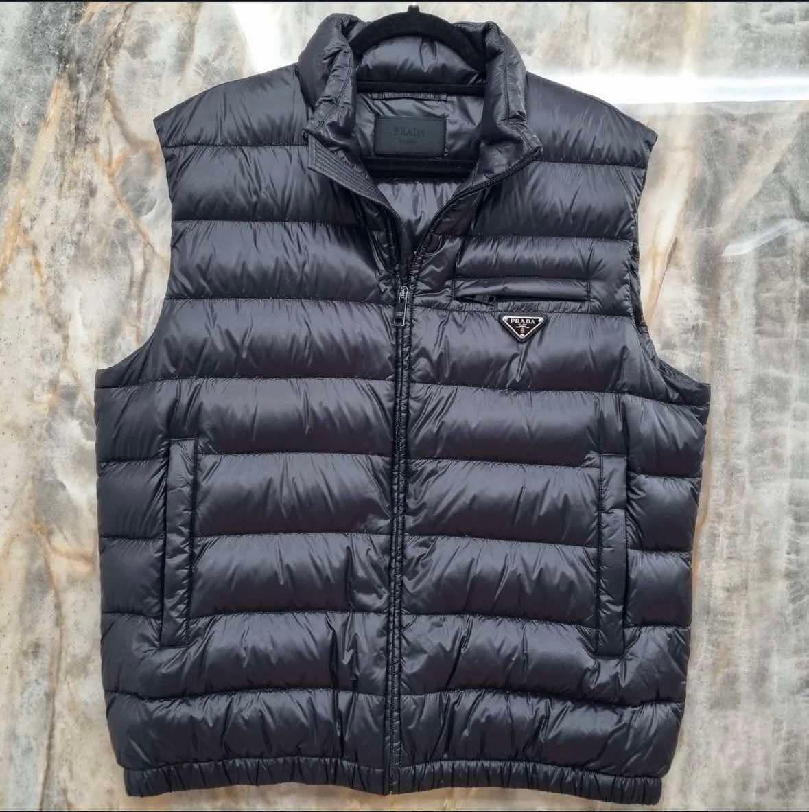 PRADA VEST