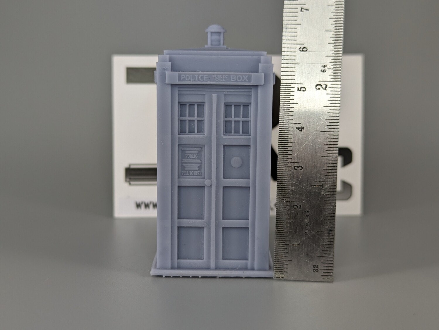 UK O Gauge 1st Doctor TARDIS