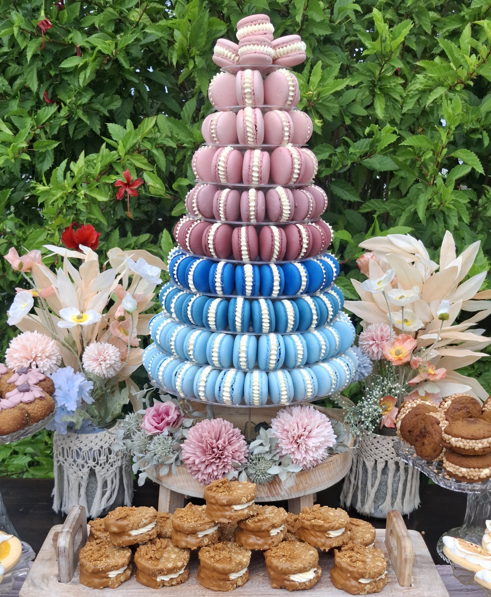 Custom Macaron packs