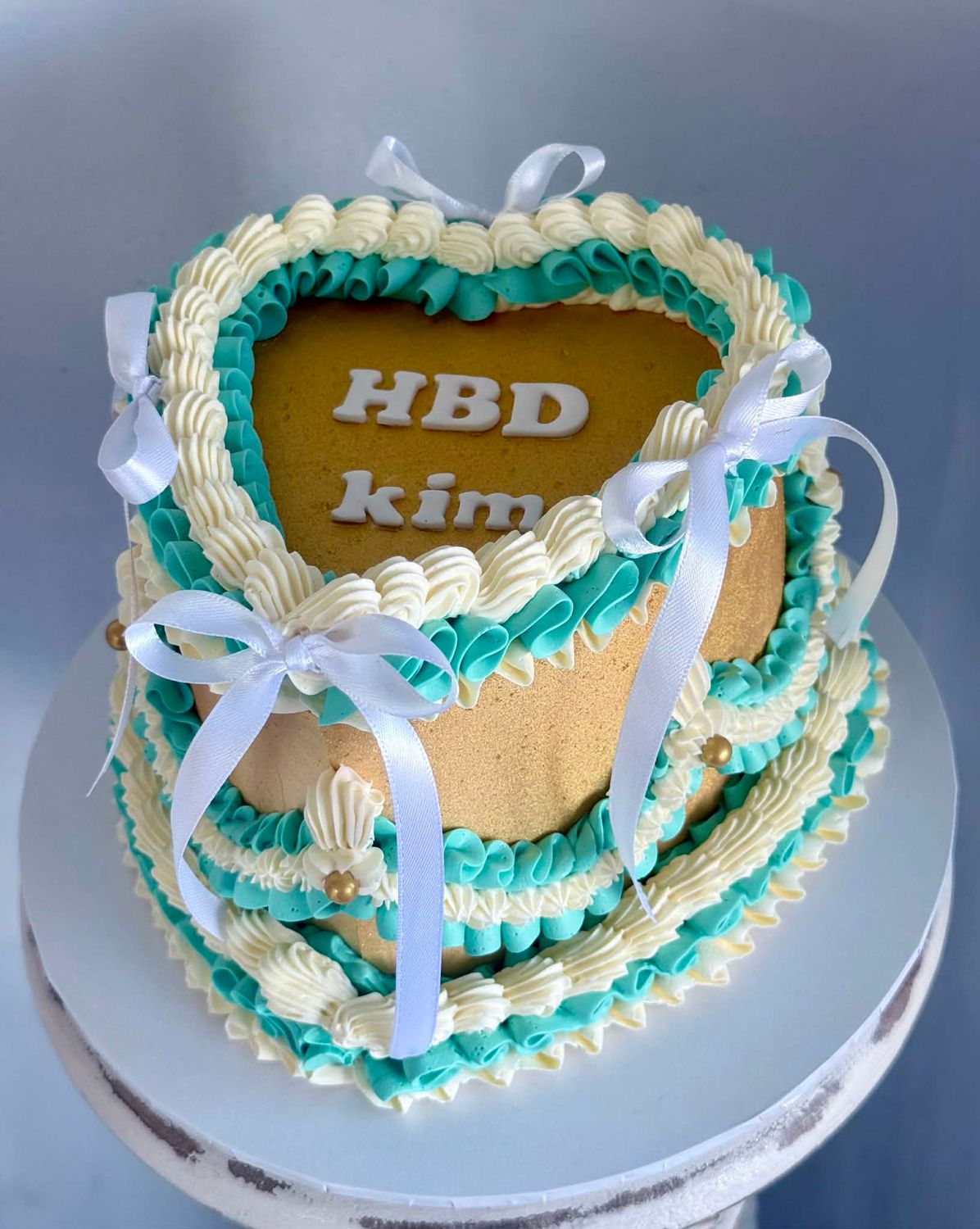 Mini Heart Lambeth Cake