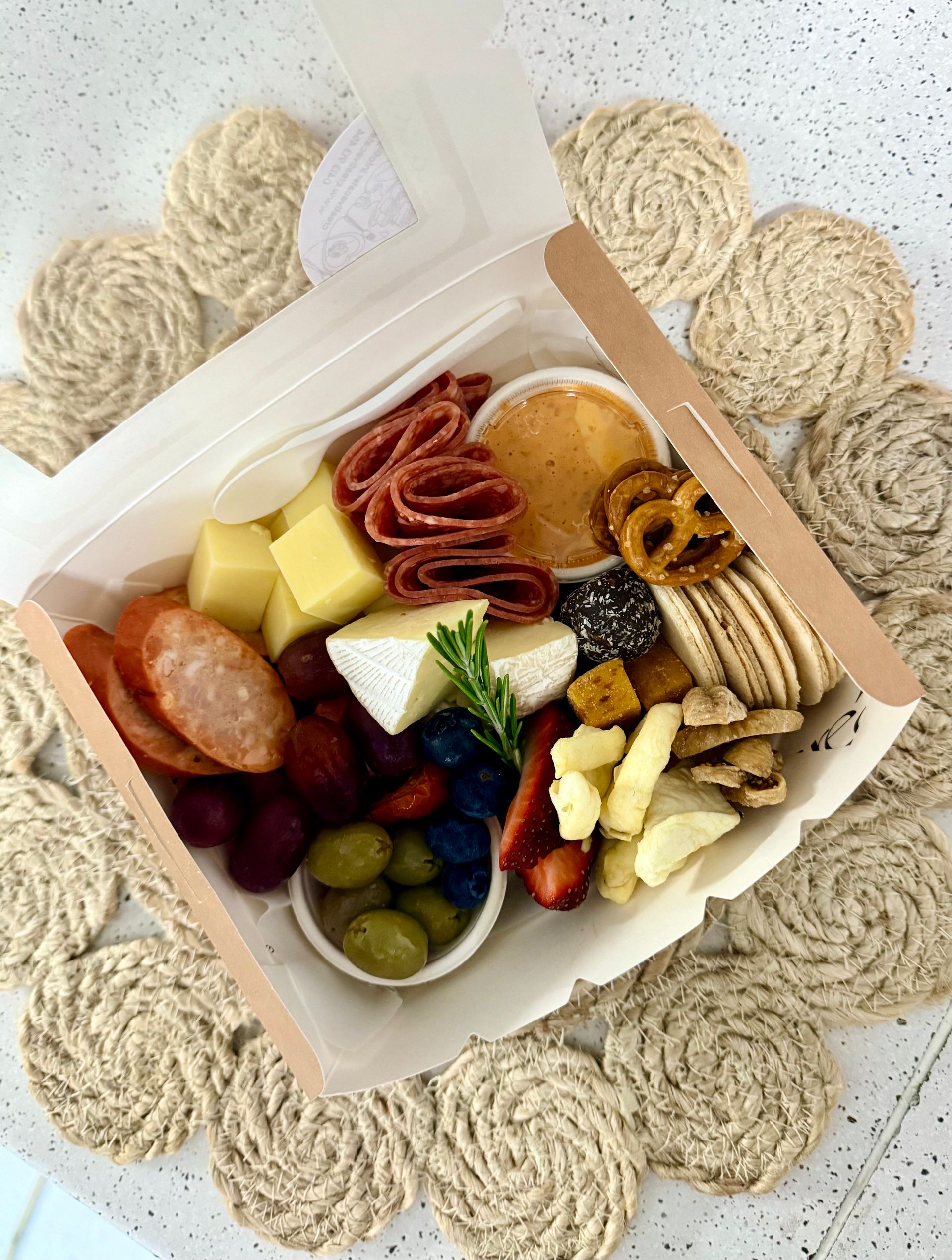 Steel Magnolias GRAZING BOX
