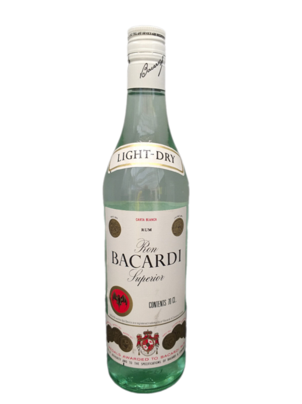 Bacardi Ron Bacardi Superior Light Dry 38% VOL. (1x0,7ltr.) alte Abfüllung/Ausführung Charles Hosie Bacardi Ron Bacardi Superior Light Dry 38% VOL. (1x0,7ltr.) alte Abfüllung/Ausführung Charles Hosie