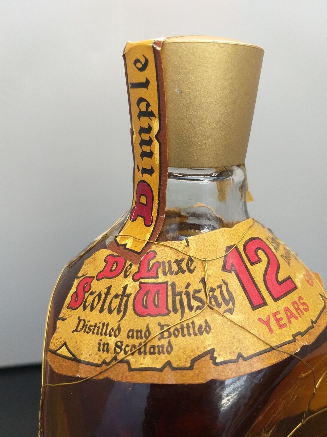 Dimple 12 Jahre De Luxe Scotch Whisky 43% VOL. (1x0,7ltr.)