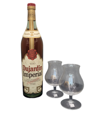 Dujardin Imperial Weinbrand 38% VOL. (1x0,7ltr.) SET inkl. 2 Original Dujardin-Weinband-Schwenker OVP Dujardin Imperial Weinbrand 38% VOL. (1x0,7ltr.) SET inkl. 2 Original Dujardin-Weinband-Schwenker OVP