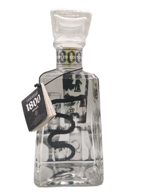 Essential 1800 Tequila Silver 2013 Limited Edition 40% VOL. (1x0,7ltr.) Design: Bo Joseph Artist 0034 New York