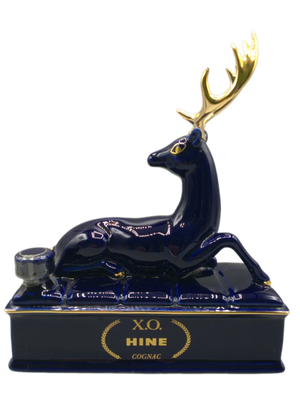 Hine X.O. Cognac 40% (1x0,7ltr.) Flasche in Hirschform mit goldfarbenen Geweih Hine X.O. Cognac 40% (1x0,7ltr.) Flasche in Hirschform mit goldfarbenen Geweih