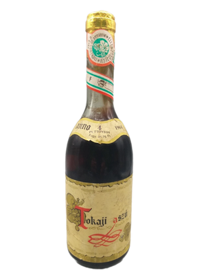 Tokaji 1964 Aszu 4 Puttonyos (1x0,5ltr.) ohne Alkoholangabe Tokaji 1964 Aszu 4 Puttonyos (1x0,5ltr.) ohne Alkoholangabe