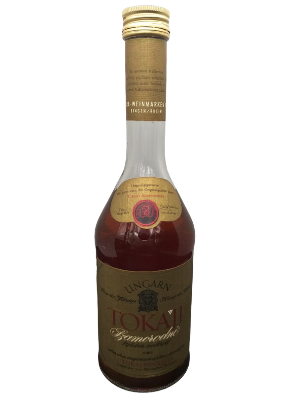 Tokaji 1964 Szamorodni (1x0,5ltr.) ohne Alkoholangabe Tokaji 1964 Szamorodni (1x0,5ltr.) ohne Alkoholangabe