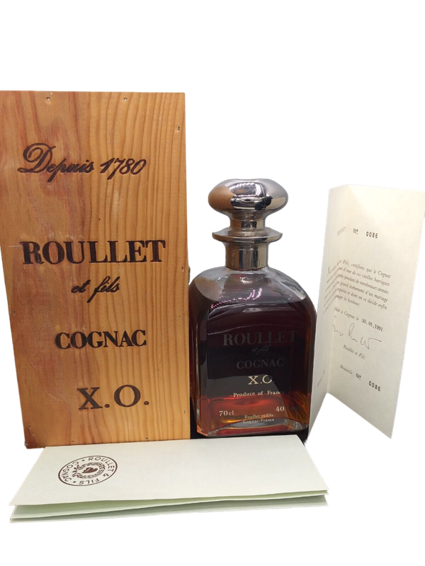 Roullet et fils X.O. Cognac 40% VOL. (1x0,7ltr.) Zertifikat 01/1991 Nr. 0086 Holzkiste