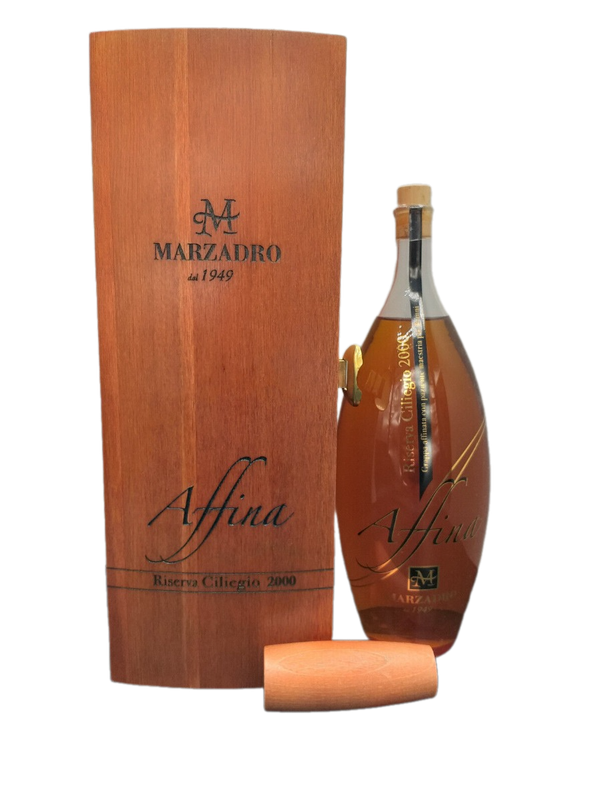 Marzadro Affina del 1949 Riserva Ciliegio 2000 Grappa 43% VOL. (1x1,0ltr.) Holzkiste