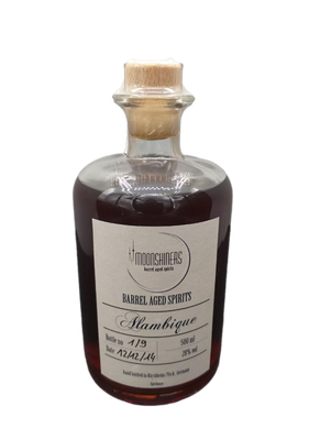 Moonshiners Barrel Aged Spirits Flambique 28% VOL. (1x0,5ltr.) Bottle No. 1/9 - 12.12.2014 - Deutschland