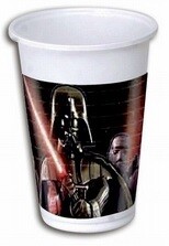 Pack de 10 vasos ideal para fiestas y cumpleaños de la licencia de Star Wars Darth Vader