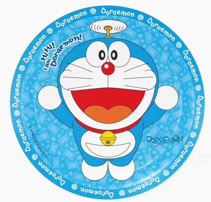 8 platos de cartón 18 cm Doraemon, ideal para fiestas y cumpleaños.