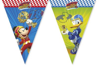 lineal de 9 banderines Mickey super pilotos, producto de plastico, longitud 2,3mt