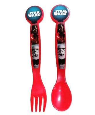 Set 2 cubiertos licencia oficial Star Wars, compuesto por tenedor y cuchara, producto de plastico libre de BPA