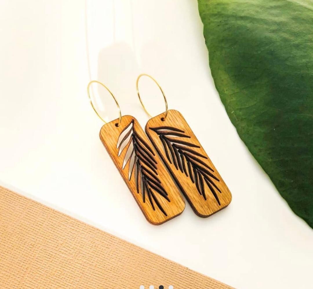 Hawaiian Wood earrings/ PALM