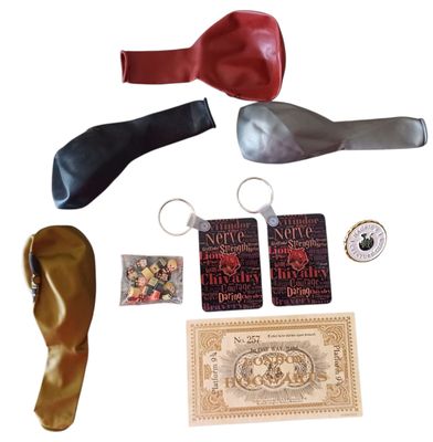 Harry Potter Gryffindor Keyrings &amp; Collectibles Gift Set