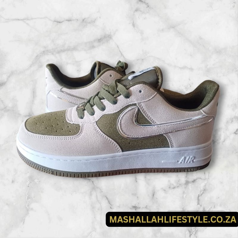 Nike Air Force 1 Lows SUEDE Edition Olive/Beige UK7