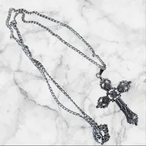 Vintage Gothic Style Cross Neck Chain – Vintage Silver (Unisex)