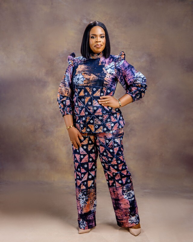AYOMIDE Tie Dye Top &amp; Pant Set