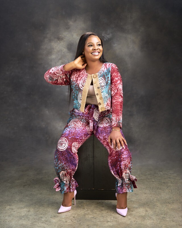 DETOKE Tie Dye Crop Jacket &amp; Carrot Pant(In Splash Print)